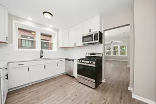 3229 Maple Ave, Brookfield, IL 60513 - Photo 4