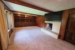 1546 Wheeler St, Woodstock, IL 60098 - Photo 16