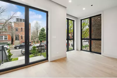 2434 W Superior Street, Chicago, IL 60612 - Photo 4