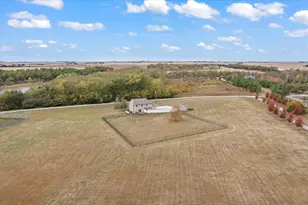 302 County Rd 2650 N, Mahomet, IL 61853 - Photo 8