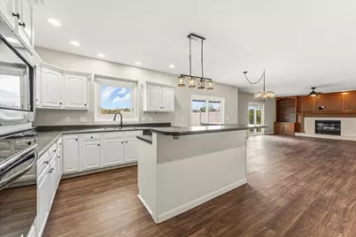 302 County Road 2650 N, Mahomet, IL 61853 - Photo 36