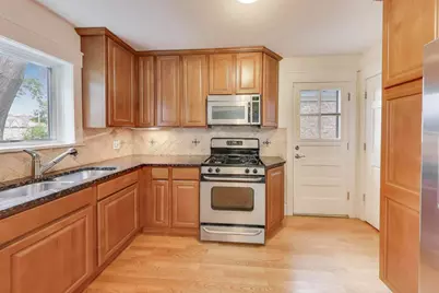 315 S Beverly Lane, Arlington Heights, IL 60005 - Photo 10