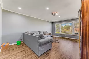 513 Merrill Ave, Calumet City, IL 60409 - Photo 2