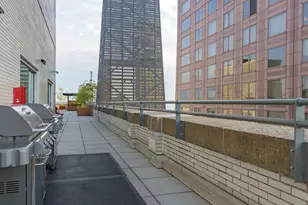 777 N Michigan Ave, Chicago, IL 60611 - Photo 32