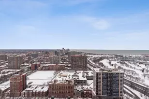 655 W Irving Park Rd, Chicago, IL 60613 - Photo 4