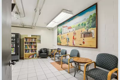 655 W Irving Park Road #3704, Chicago, IL 60613 - Photo 34