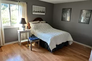 1195 Old Timber Ct, Hoffman Estates, IL 60192 - Photo 8