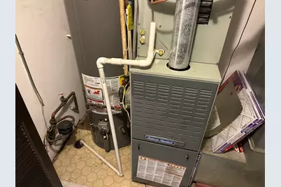 1195 Old Timber Court, Hoffman Estates, IL 60192 - Photo 18