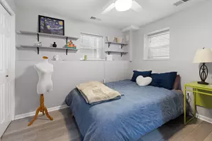 2528 N Fairfield Ave, Chicago, IL 60647 - Photo 26