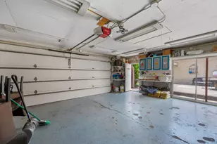 9740 Linn Ave, Schiller Park, IL 60176 - Photo 32