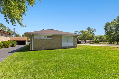 2934 186th Street, Lansing, IL 60438 - Photo 2