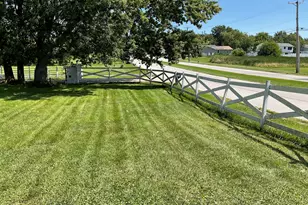 2741 223rd St, Chicago Heights, IL 60411 - Photo 4