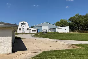 2741 223rd St, Chicago Heights, IL 60411 - Photo 10