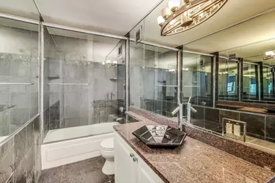 111 W Maple Street #2601, Chicago, IL 60610 - Photo 14
