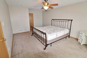 2005 Mountain Rd, Morris, IL 60450 - Photo 16