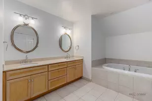 500 Andover Ct, Lake Forest, IL 60045 - Photo 26