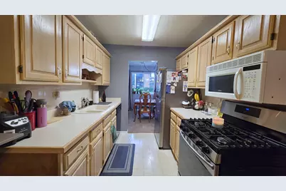 9601 S Karlov Avenue #104, Oak Lawn, IL 60453 - Photo 8