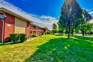 1111 E Algonquin Rd, Arlington Heights, IL 60005 - Photo 4