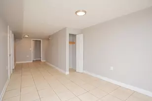 7100 S Prairie Ave, Chicago, IL 60619 - Photo 8