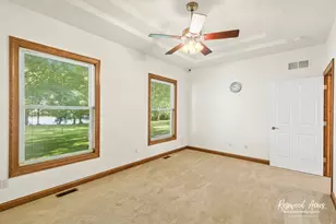 187 E Water St, Kankakee, IL 60901 - Photo 8