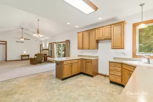 187 E Water St, Kankakee, IL 60901 - Photo 4