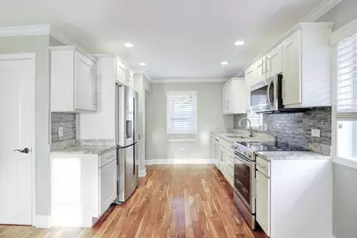 18307 Locust Street, Lansing, IL 60438 - Photo 8