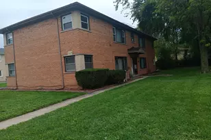 18229 Hart Dr, Homewood, IL 60430 - Photo 2