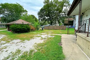 211 S Bloomington St, Streator, IL 61364 - Photo 16