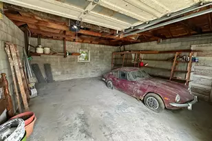 211 S Bloomington St, Streator, IL 61364 - Photo 18