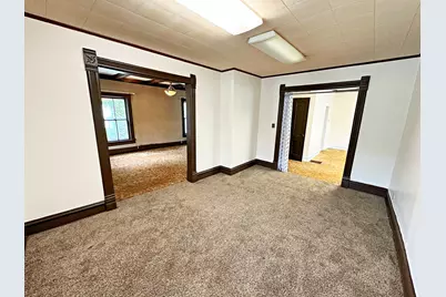 211 S Bloomington Street, Streator, IL 61364 - Photo 4