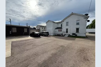 39 E Church Street #1W, Sandwich, IL 60548 - Photo 2