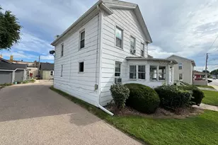 39 E Church St, Sandwich, IL 60548 - Photo 10