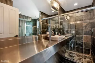 1424 W Grand Ave, Chicago, IL 60642 - Photo 18