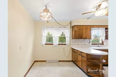 311 S Cleveland Avenue, Bradley, IL 60915 - Photo 10