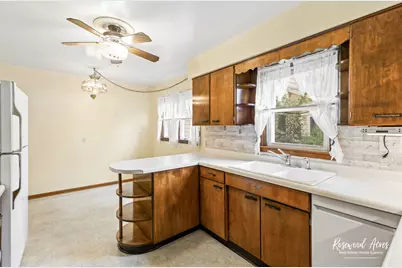 311 S Cleveland Avenue, Bradley, IL 60915 - Photo 12