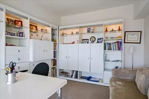 175 E Delaware Pl, Chicago, IL 60611 - Photo 12