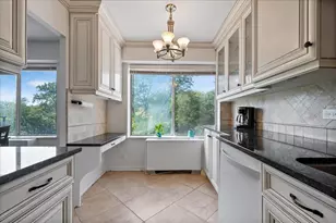 7141 N Kedzie Ave, Chicago, IL 60645 - Photo 8