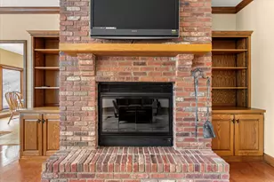 200 Riverbend Blvd, Mahomet, IL 61853 - Photo 10