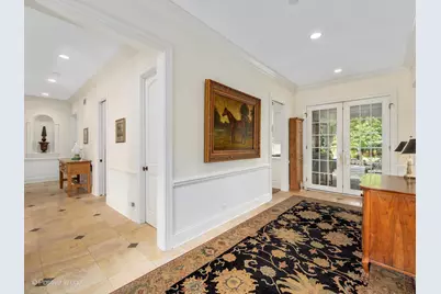 401 Glendale Avenue, Oak Brook, IL 60523 - Photo 10