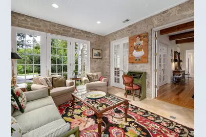 401 Glendale Avenue, Oak Brook, IL 60523 - Photo 6