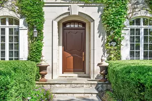 401 Glendale Ave, Oak Brook, IL 60523 - Photo 2