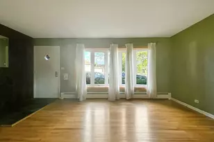 36 S Highview Ave, Addison, IL 60101 - Photo 2