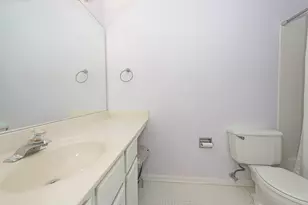 1409 Club Dr, Glendale Heights, IL 60139 - Photo 14