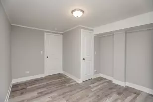 7605 S Champlain Ave, Chicago, IL 60619 - Photo 14