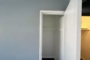 2657 W 47th St, Chicago, IL 60632 - Photo 16