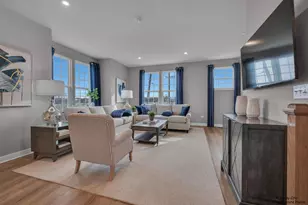 908 Jenkins Ct, Wheeling, IL 60090 - Photo 8