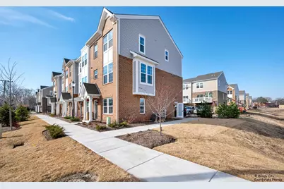 908 Jenkins Court, Wheeling, IL 60090 - Photo 2