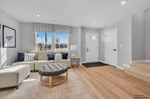 908 Jenkins Ct, Wheeling, IL 60090 - Photo 12