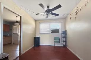 10 N Adams Dr, Addison, IL 60101 - Photo 4