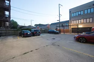 3544 S King Dr, Chicago, IL 60653 - Photo 10